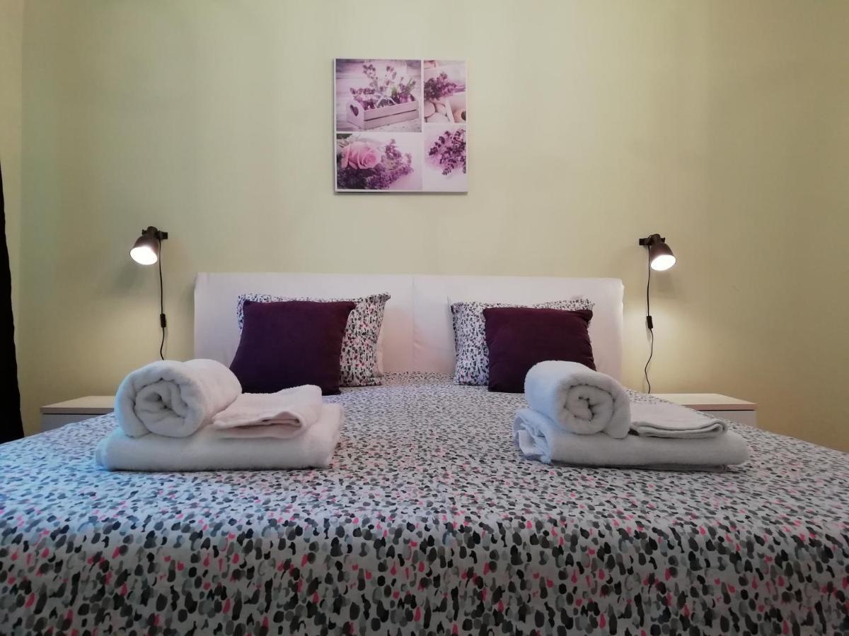 B44 Apartment